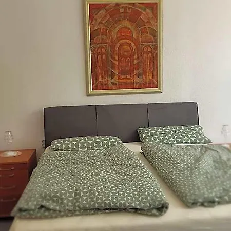 Fuchsbau 4*
